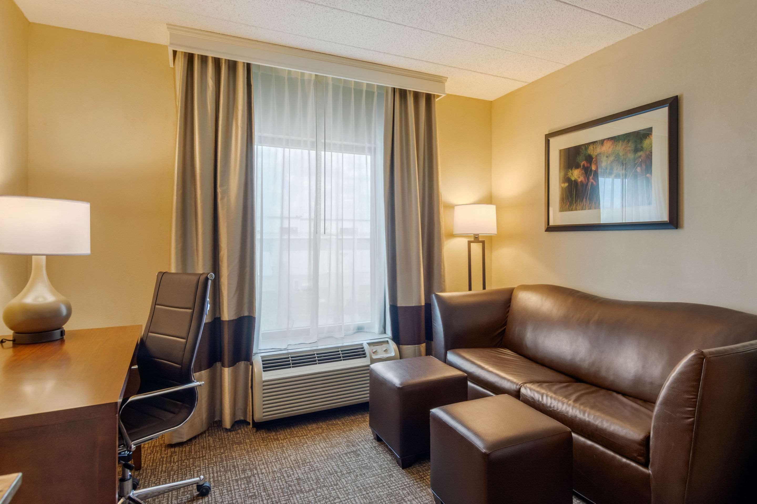 Comfort Suites Southpark Colonial Heights Zewnętrze zdjęcie